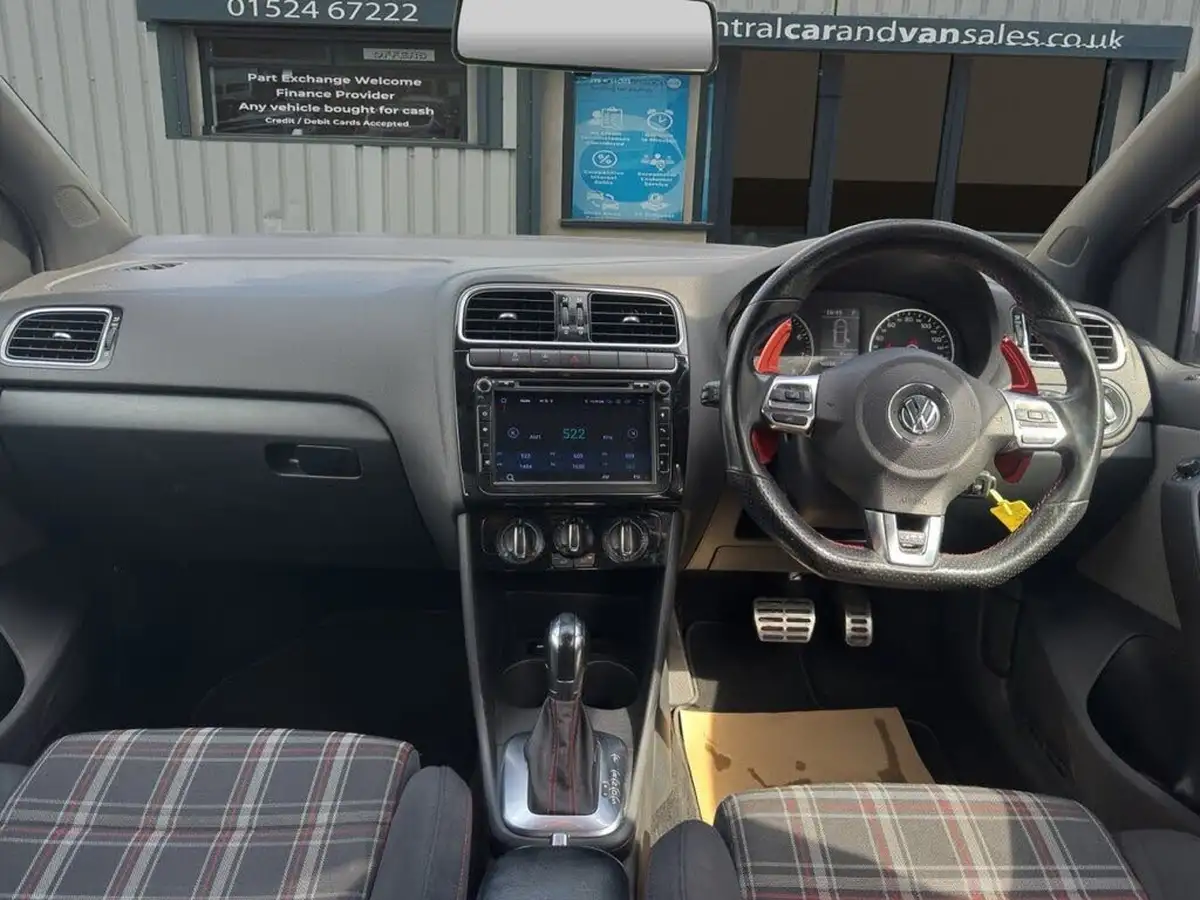 2014-volkswagen-polo-14-gti-5d-big-18