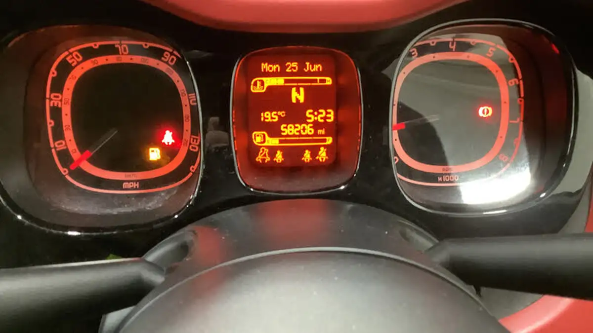 2012-fiat-panda-09-lounge-twinair-ss-dualogic-big-6