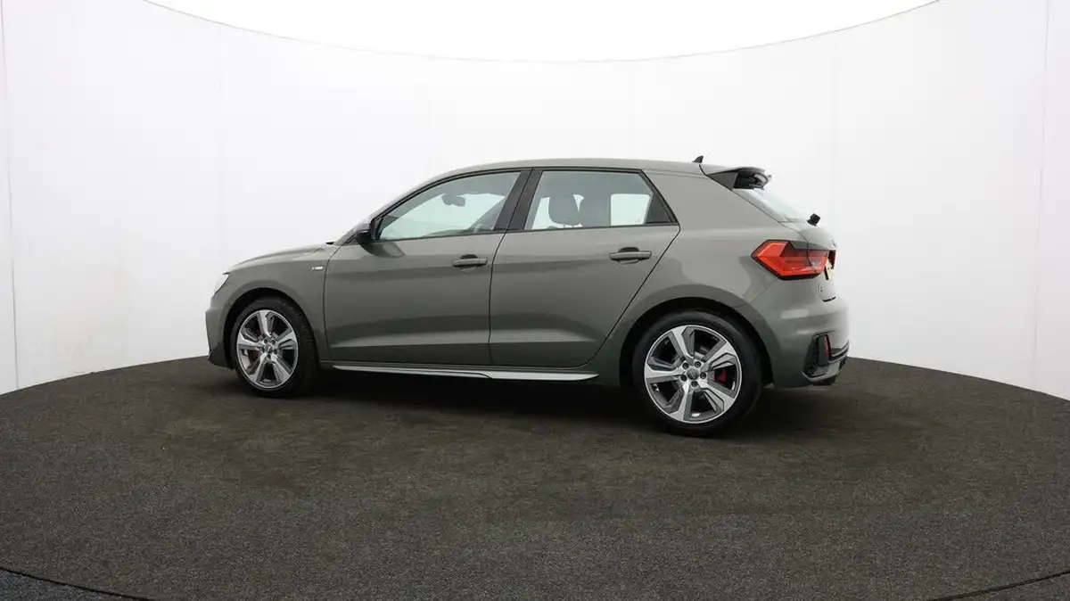 2019-audi-a1-20-40-tfsi-s-line-competition-big-74