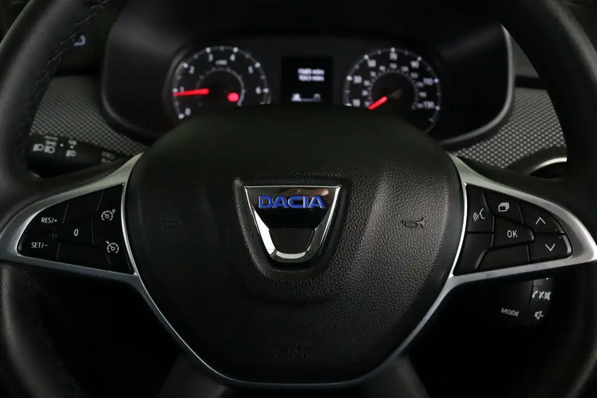 2022-dacia-sandero-10-tce-comfort-90bhp-big-17