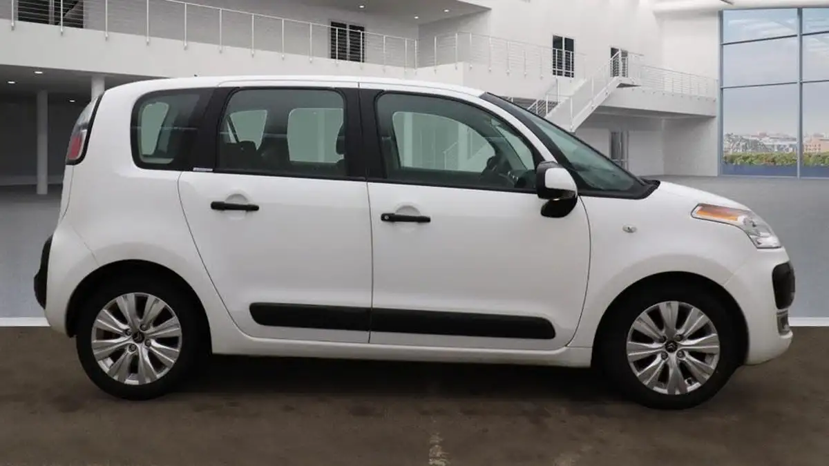 2011-citroen-c3-picasso-16td-airdream-90pseuro-v-big-8