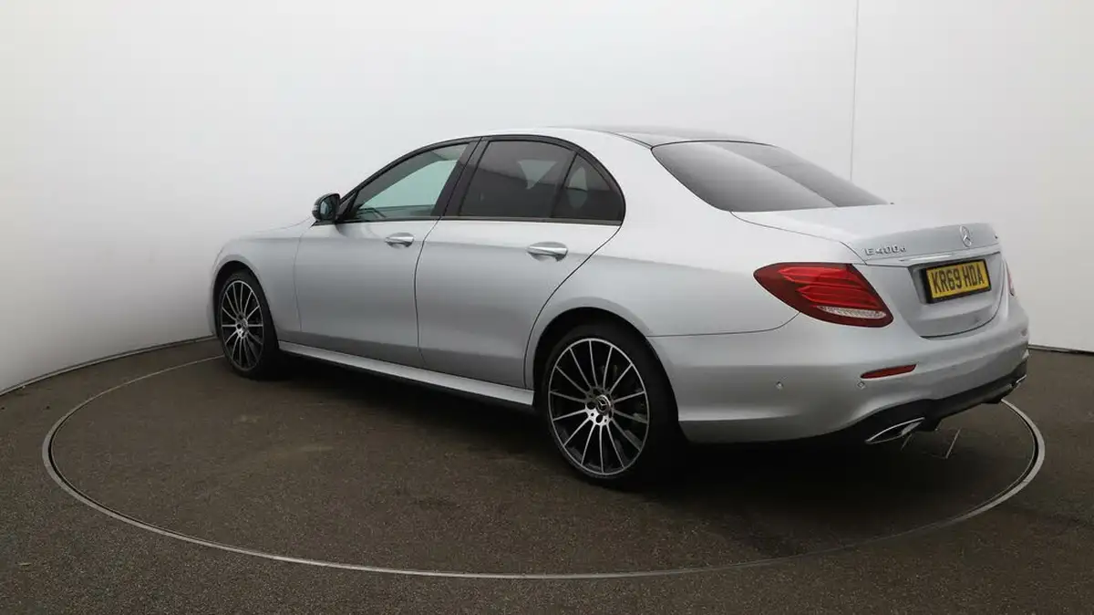 2019-mercedes-benz-e-class-30-d-e400d-amg-line-night-edition-premium-plus-saloon-4d-big-64