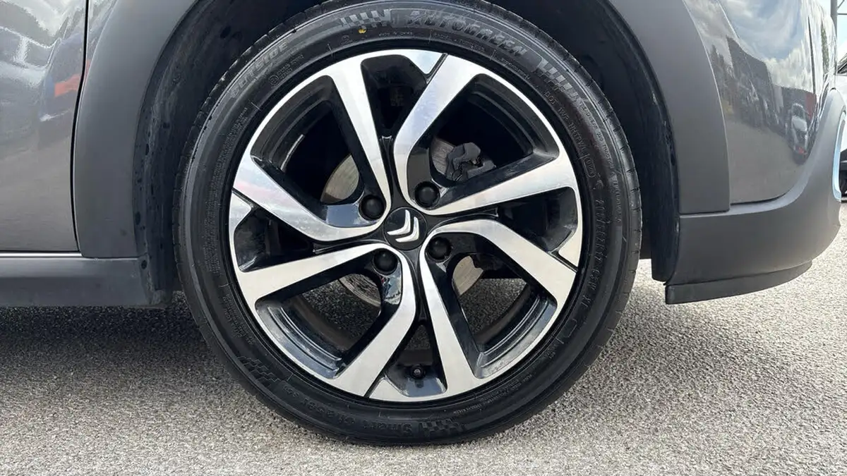2023-citroen-c3-12-puretech-elle-83ps-ss-big-16