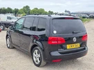 2014-volkswagen-touran-small-3