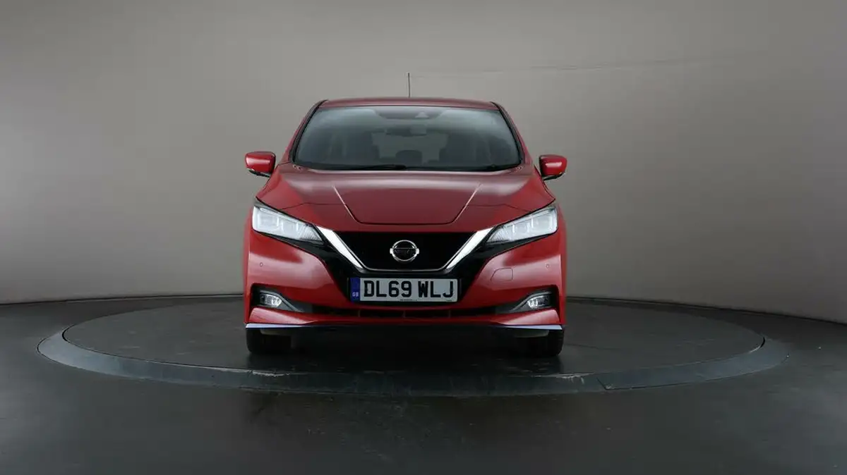 2020-nissan-leaf-e-e-tekna-big-51
