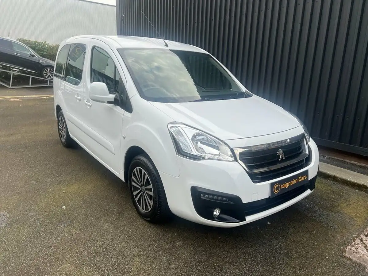 2015-peugeot-partner-16-bluehdi-tepee-active-75bhp-big-6