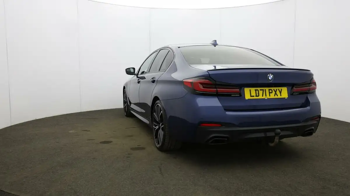 2021-bmw-5-series-20td-520d-m-sport-mht-saloon-4d-big-32