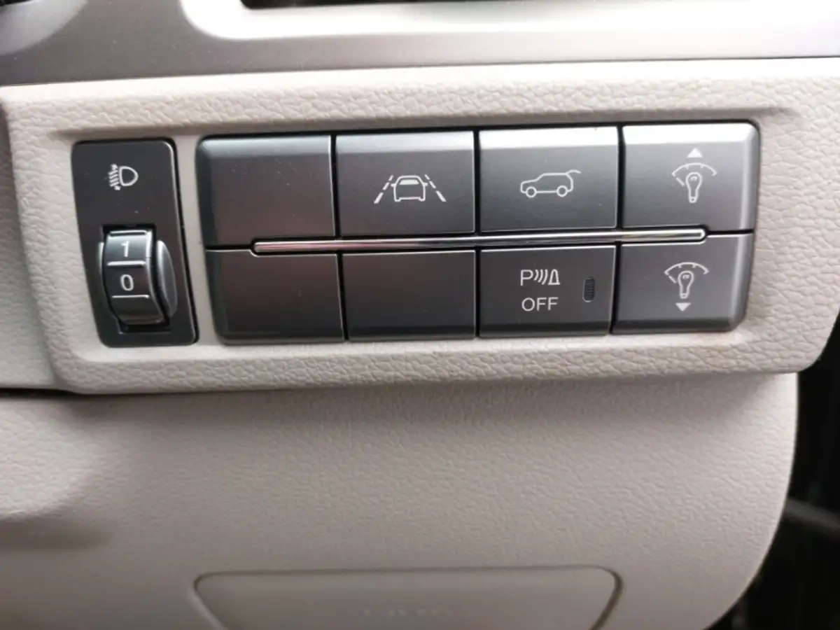 2024-mazda-cx-5-20-centre-line-big-11