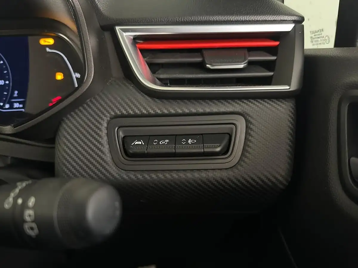 2021-renault-clio-10-tce-rs-line-90ps-big-12
