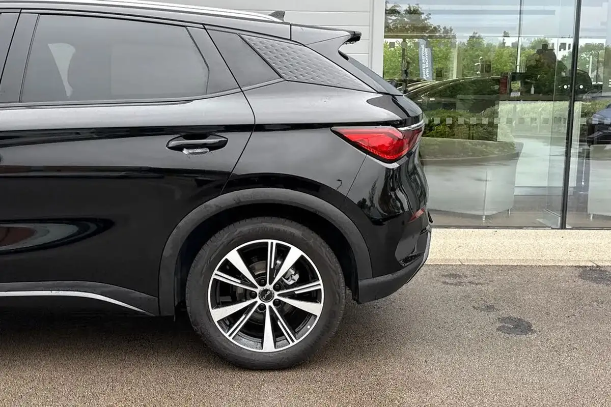 2025-byd-atto-3-e-comfort-big-36