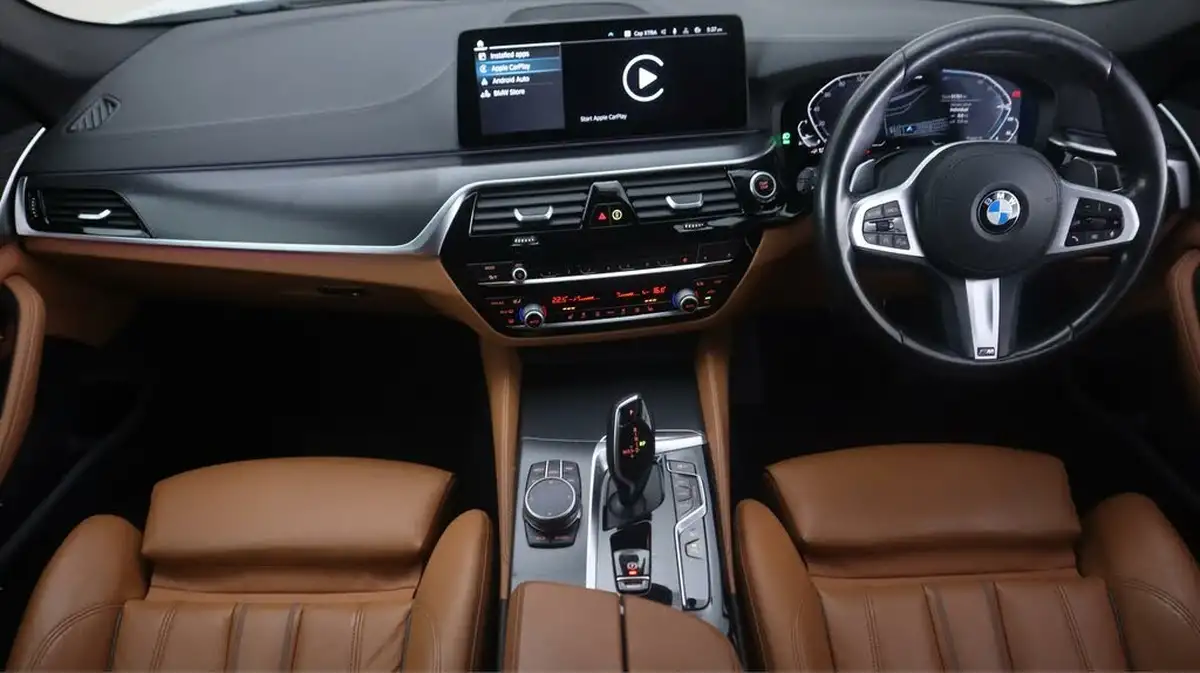 2021-bmw-5-series-20-530e-xdrive-m-sport-saloon-4d-big-13