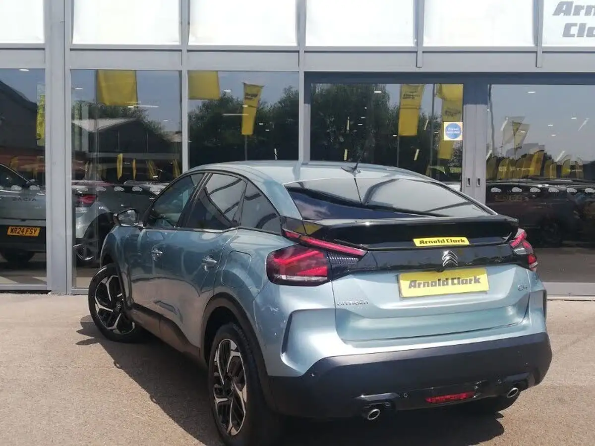 2022-citroen-c4-12-puretech-shine-130ps-big-1