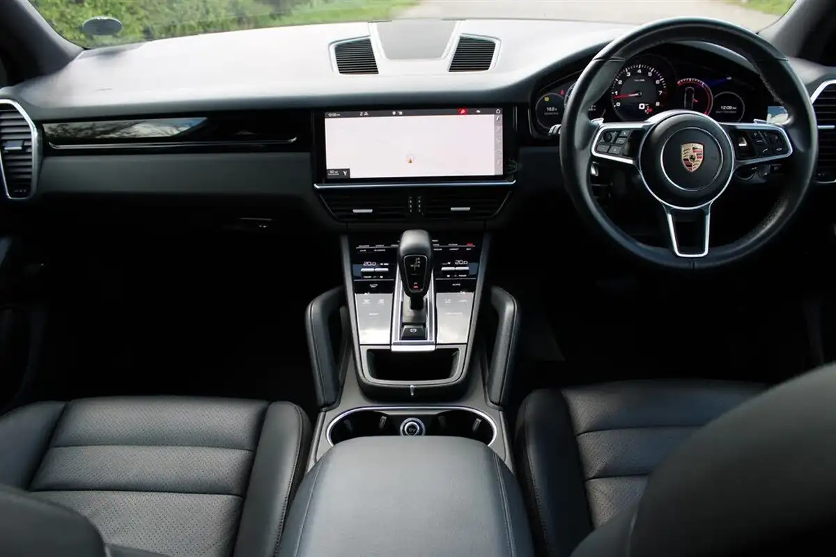 2020-porsche-cayenne-30-v6-station-wagon-big-9