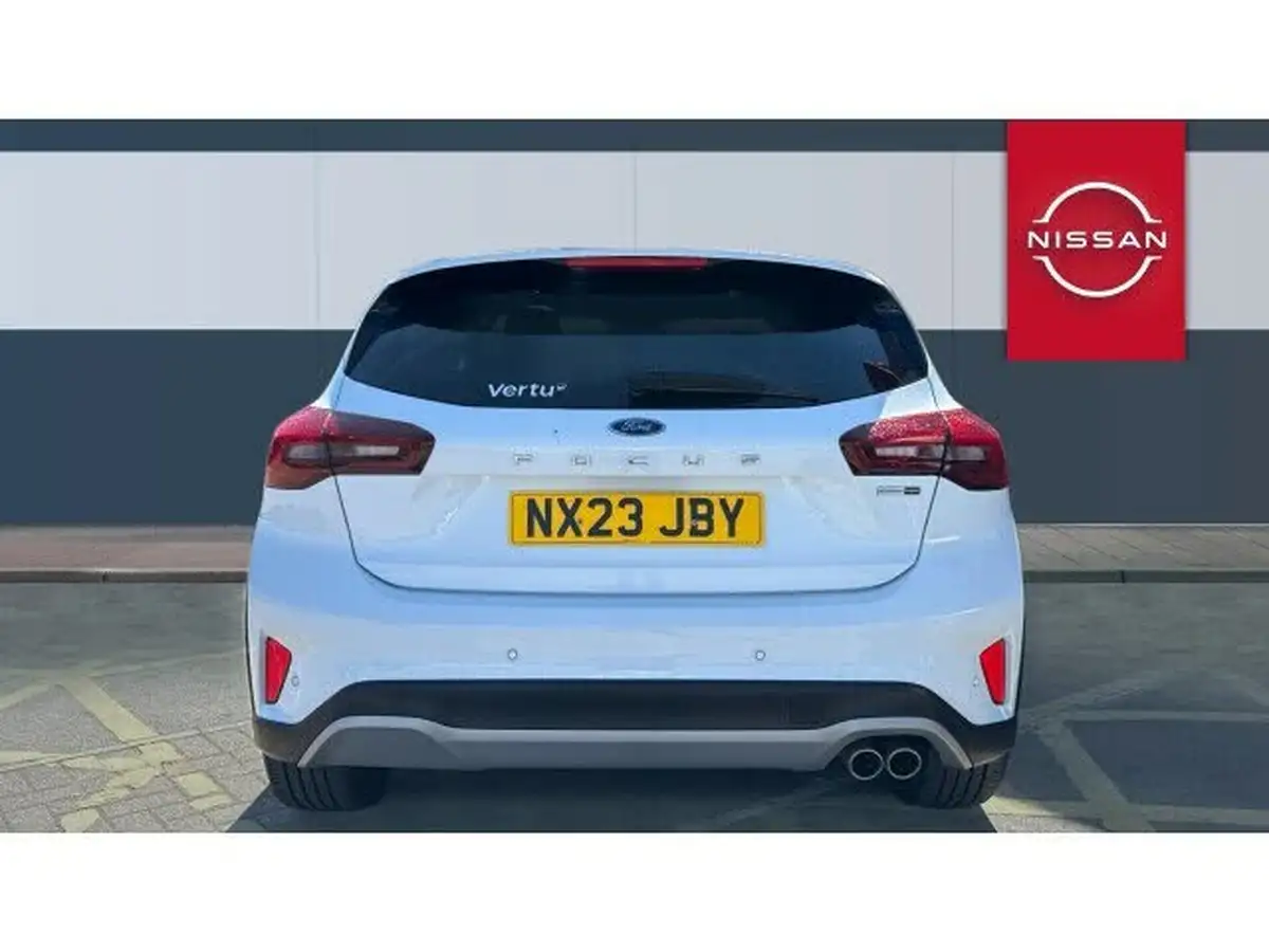 2023-ford-focus-big-5