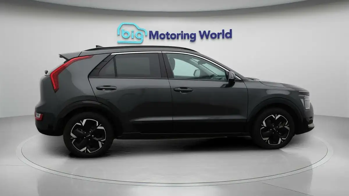 2023-kia-niro-ev-e-3-big-8