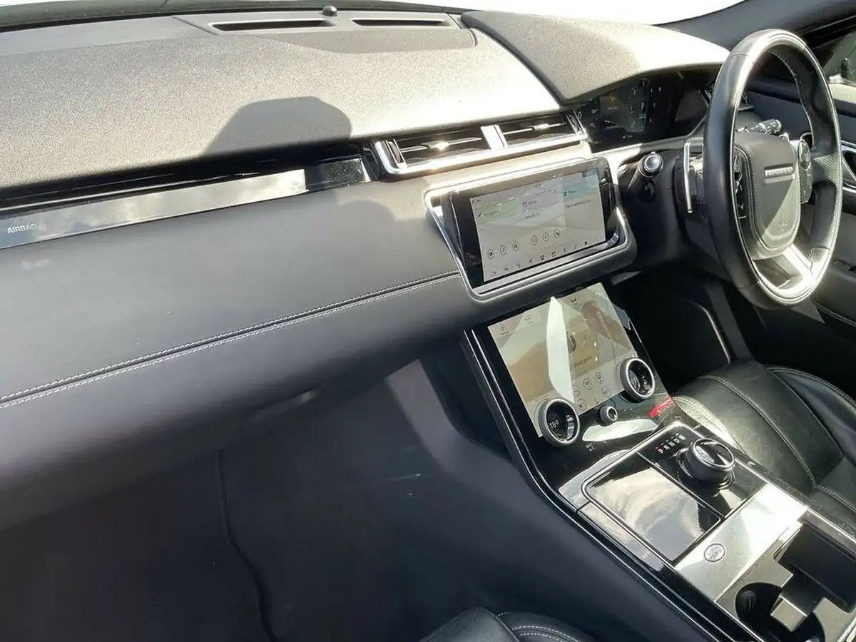 2019-land-rover-range-rover-velar-20-d240-r-dynamic-hse-big-8