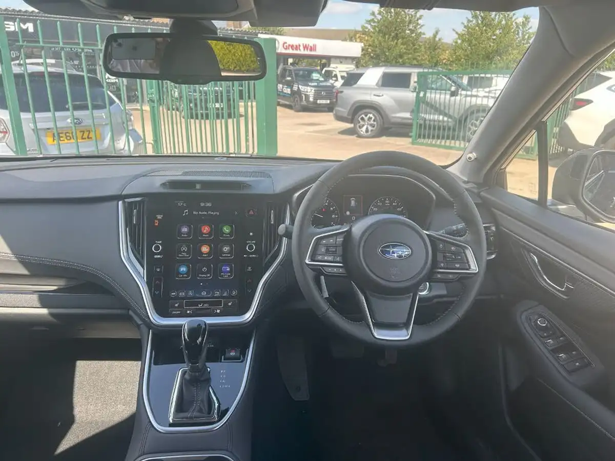 2025-subaru-outback-25i-limited-big-15