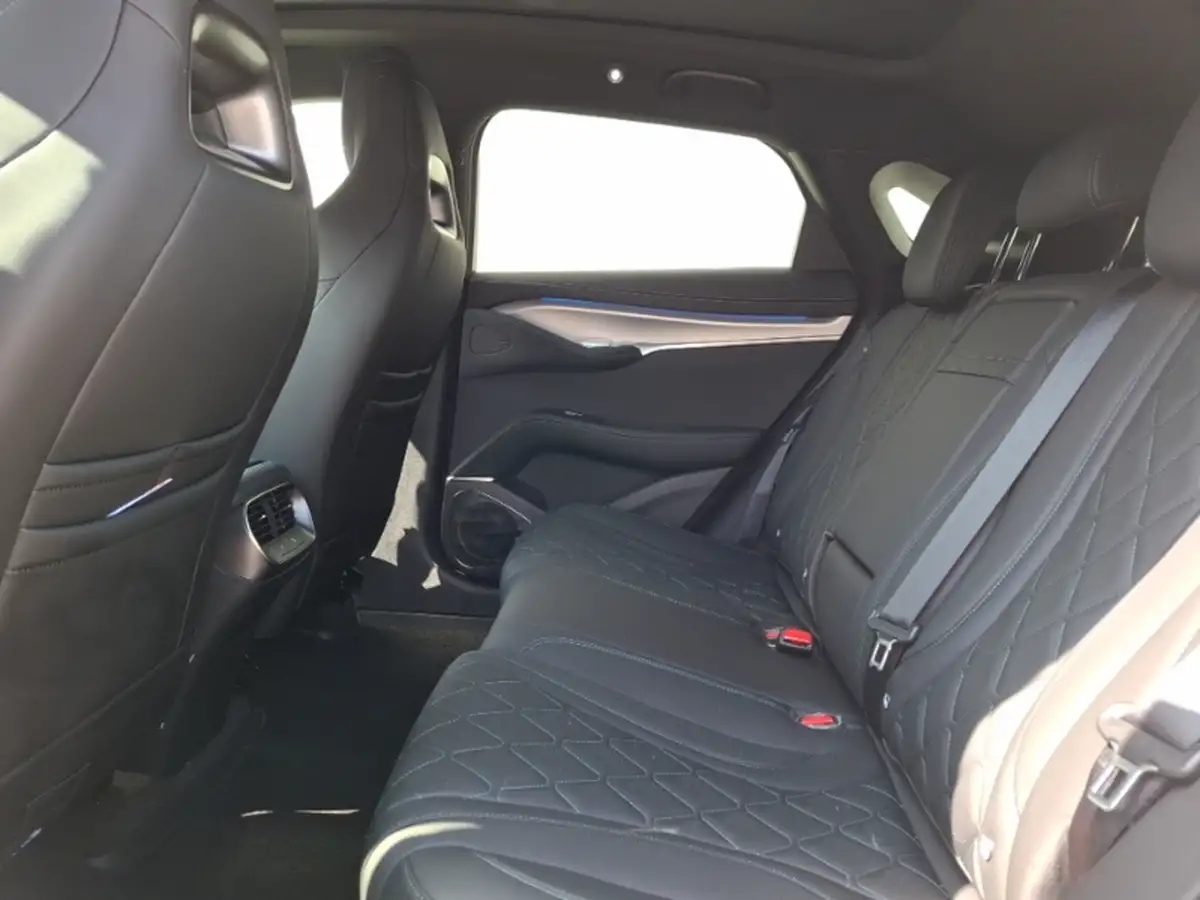 2024-mazda-cx-5-20-centre-line-big-5