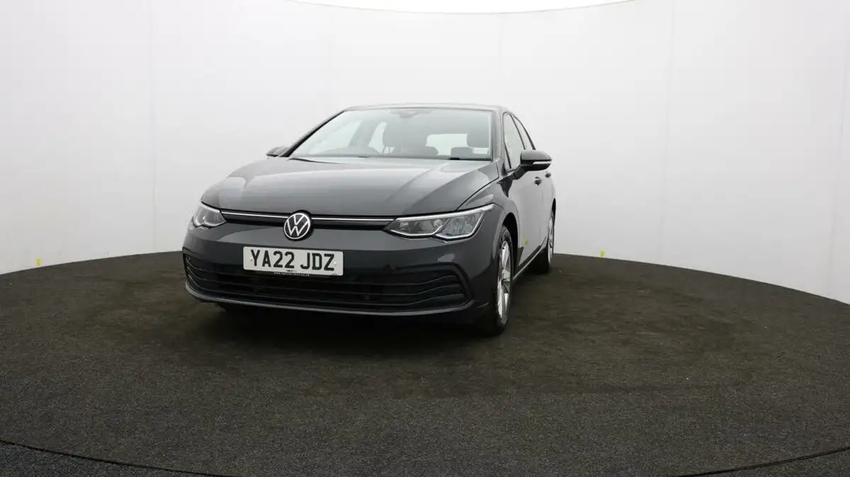 2022-volkswagen-golf-20tdi-life-hatchback-big-48