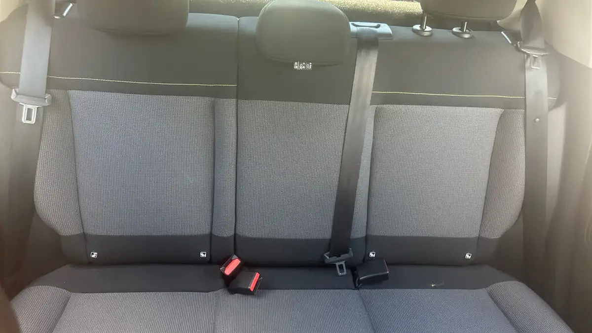 2018-citroen-c3-12-puretech-flair-82ps-big-24