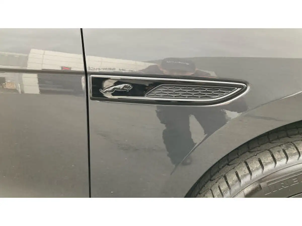 2021-jaguar-f-pace-20-d200-r-dynamic-se-mhev-big-21