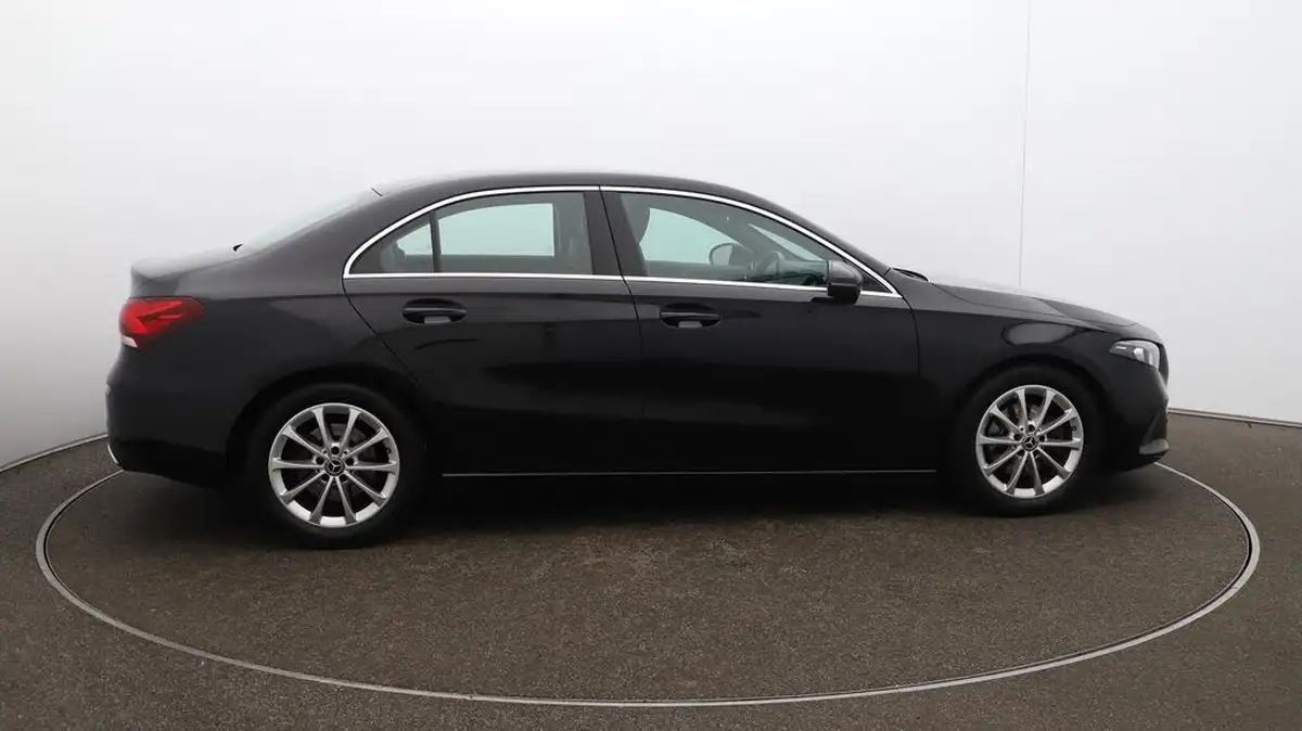 2020-mercedes-benz-a-class-13-a200-sport-saloon-4d-7g-dct-big-43