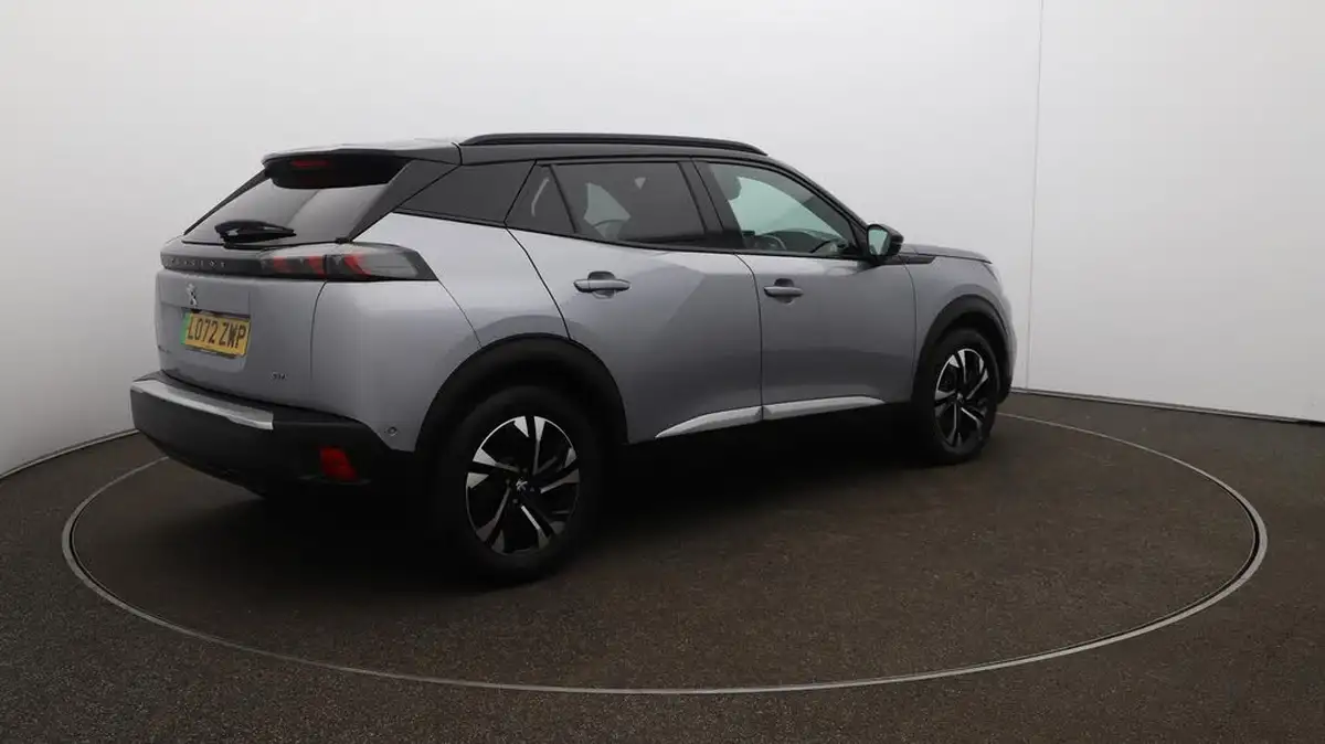 2023-peugeot-2008-suv-e-gt-136bhp-50kwh-station-wagon-big-52