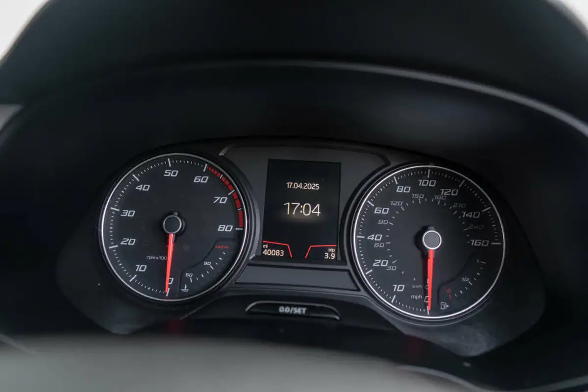 2018-seat-leon-10-tsi-se-dynamic-hatchback-big-32
