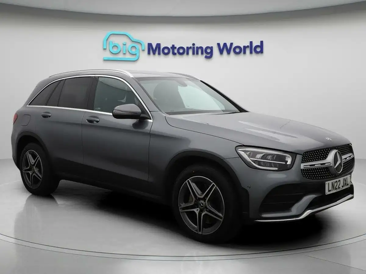 2022-mercedes-benz-glc-class-20d-glc220d-amg-line-195ps-station-wagon-5d-1950cc-4matic-plus-big-0