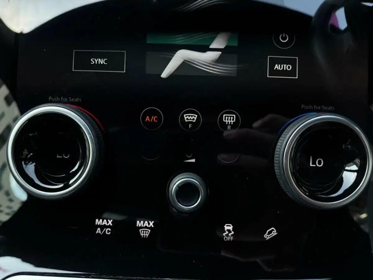 2020-land-rover-range-rover-evoque-20-d240-r-dynamic-se-big-44