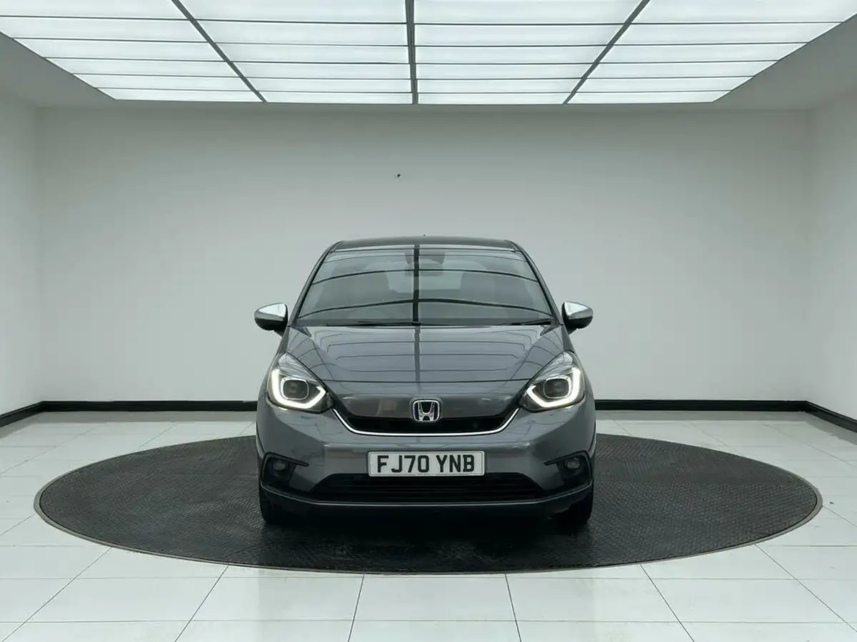 2020-honda-jazz-15-i-mmd-ex-big-1