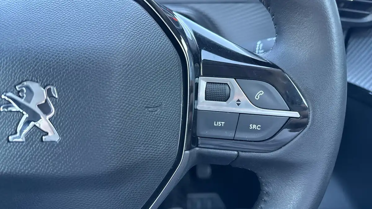2022-peugeot-208-12-puretech-active-premium-75bhp-big-24