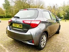 2017-toyota-yaris-15-vvt-i-icon-navi-hybrid-small-5