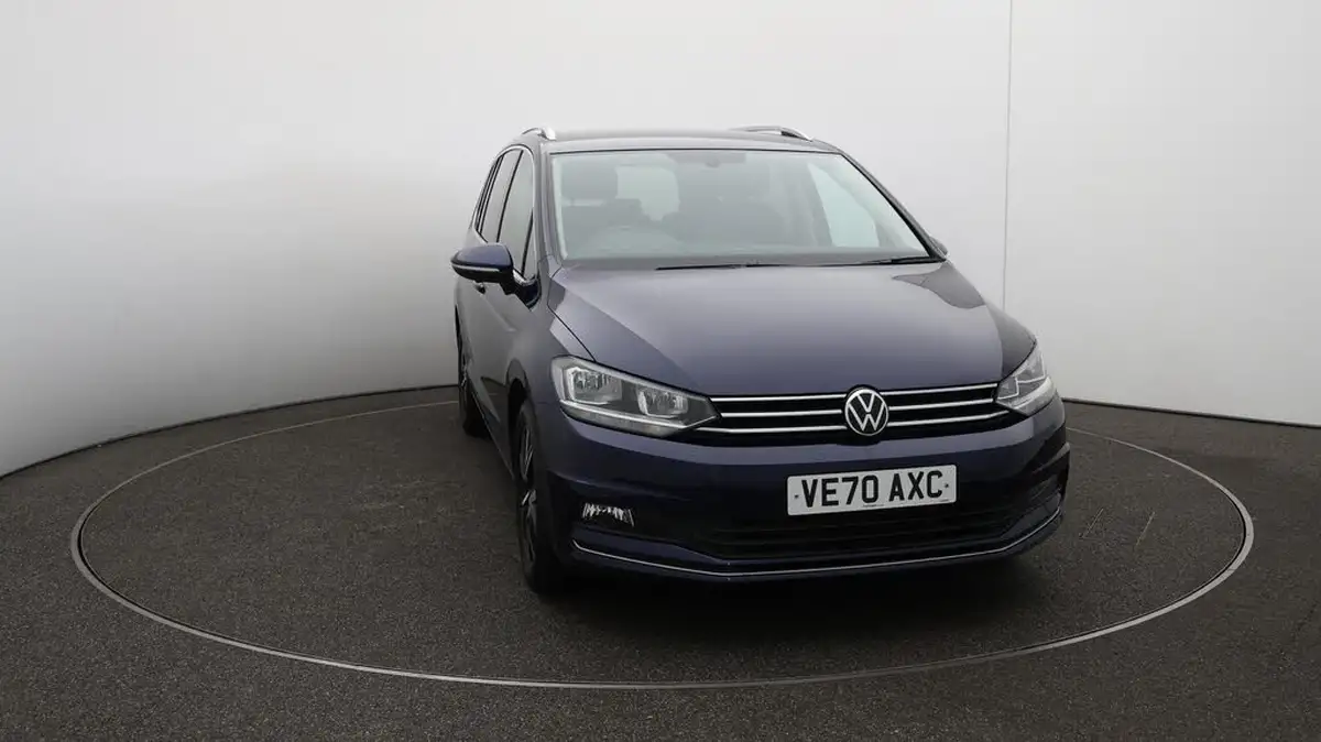 2020-volkswagen-touran-15-tsi-sel-dsg-big-35