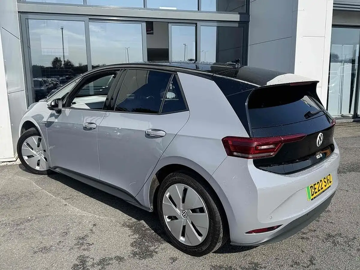 2022-volkswagen-id3-e-family-204ps-performance-big-12