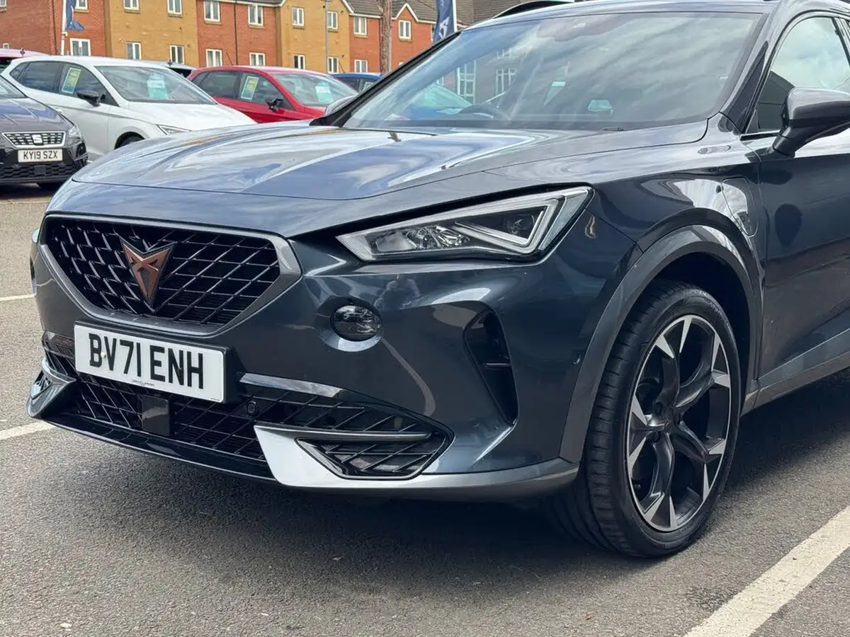 2021-cupra-formentor-14-e-hybrid-v2-big-9