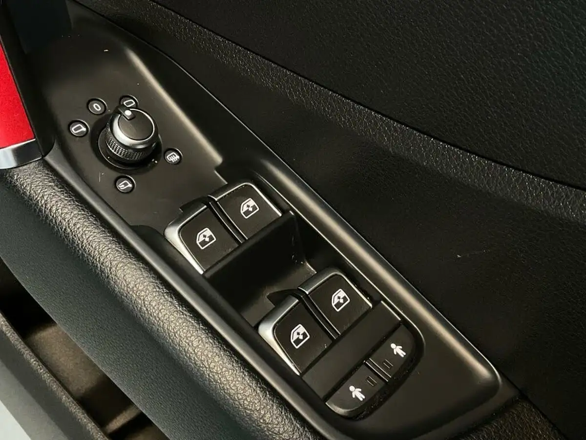 2019-audi-q2-16-30-tdi-sport-big-33