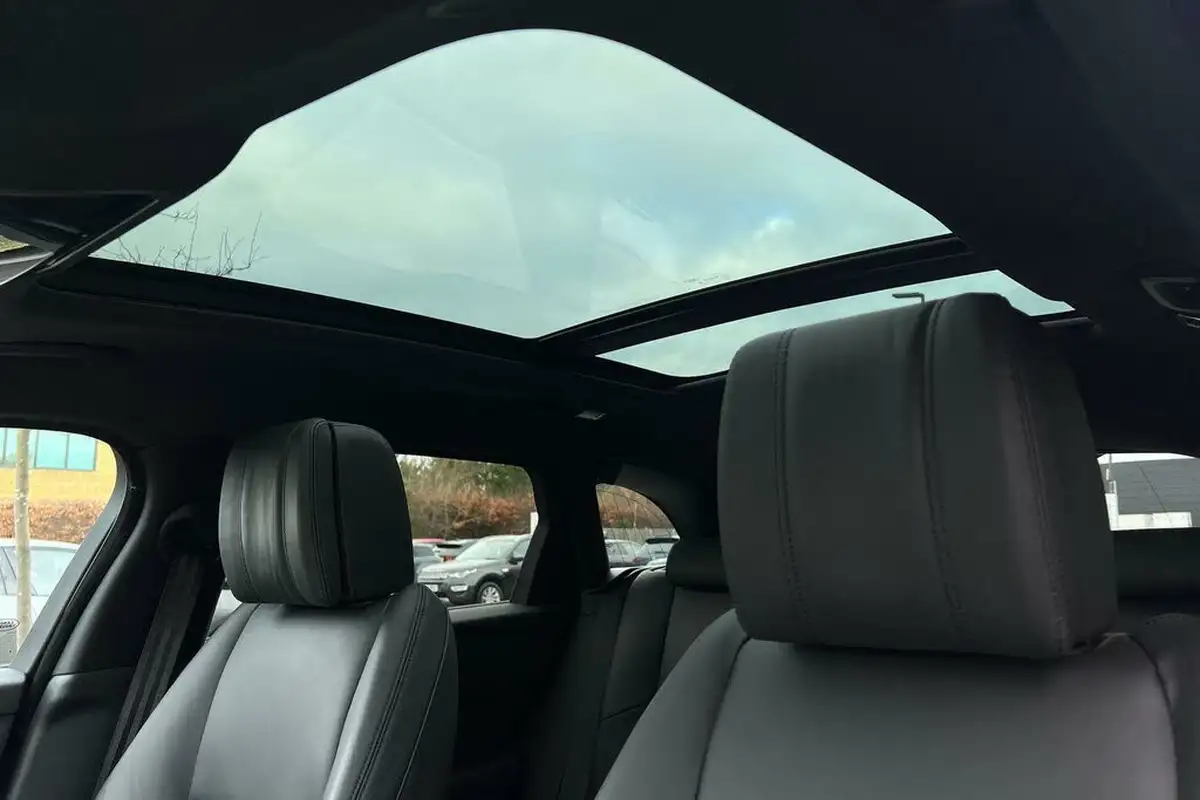 2024-land-rover-range-rover-velar-20-p400e-dynamic-hse-big-5