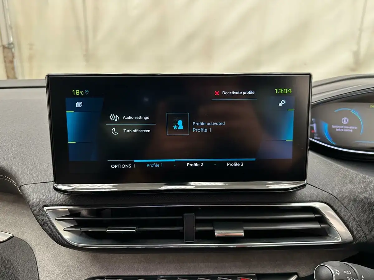 2021-peugeot-3008-suv-16-puretech-gt-300bhp-4wd-hybrid4-e-eat8-big-12