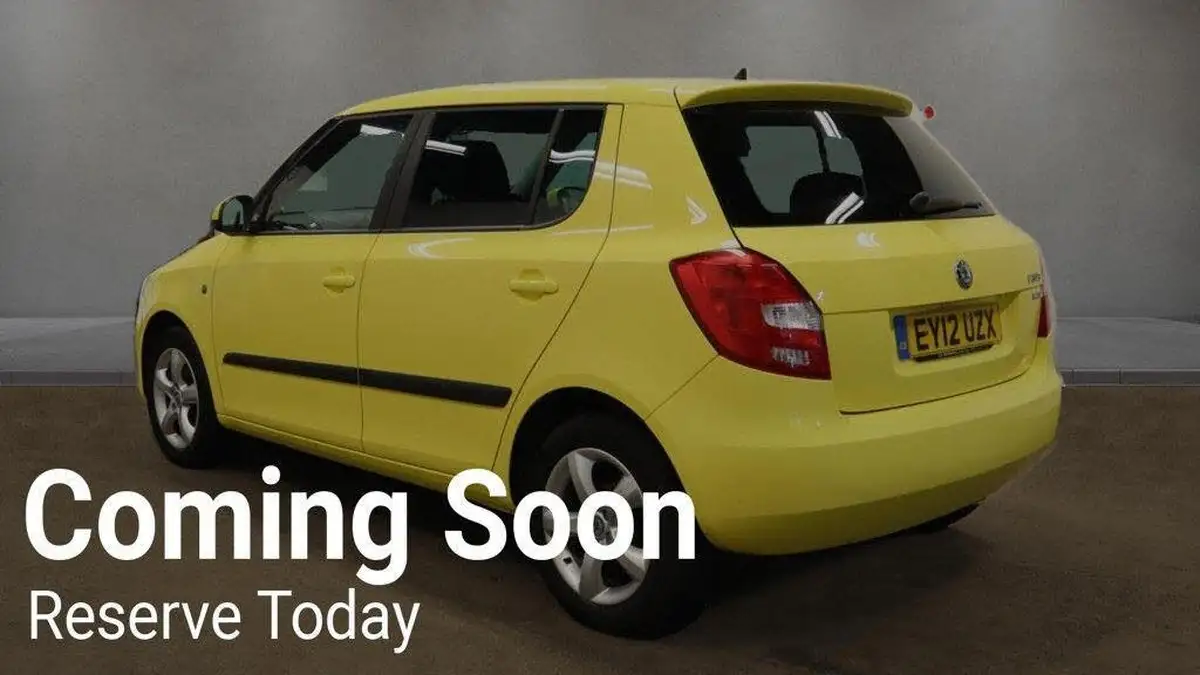 2012-skoda-fabia-12-se-plus-105ps-plus-hatchback-1197cc-dsg-big-2
