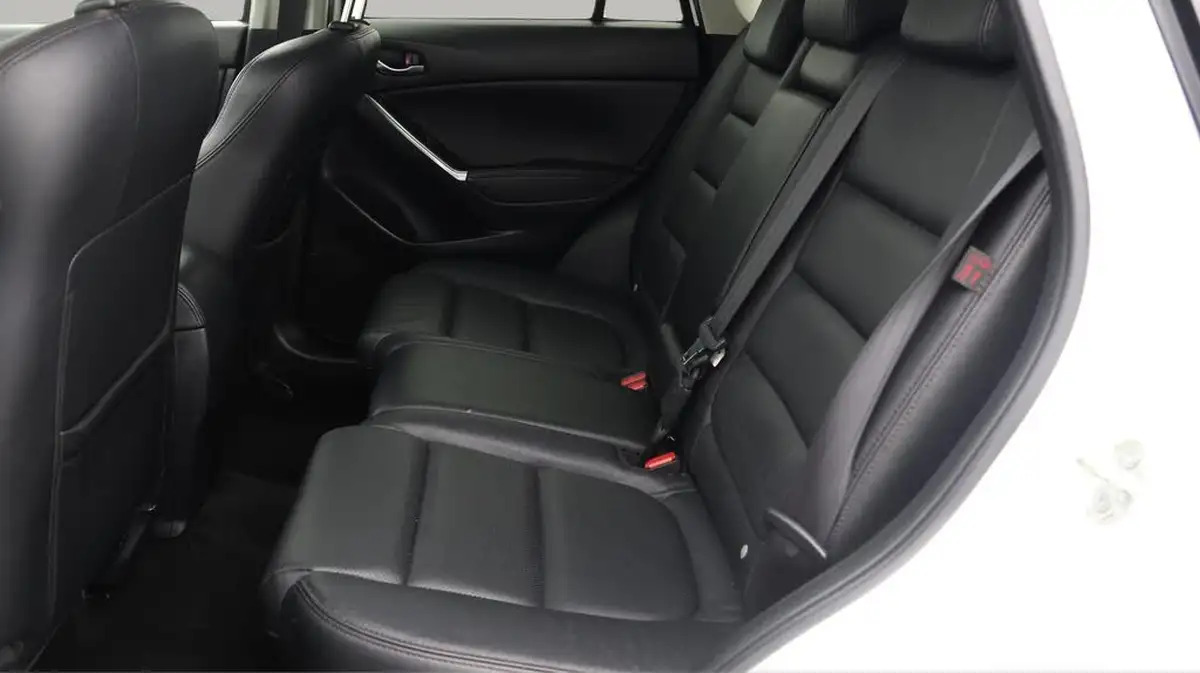 2017-mazda-cx-5-22td-sport-nav-175ps-awd-ss-auto-big-16