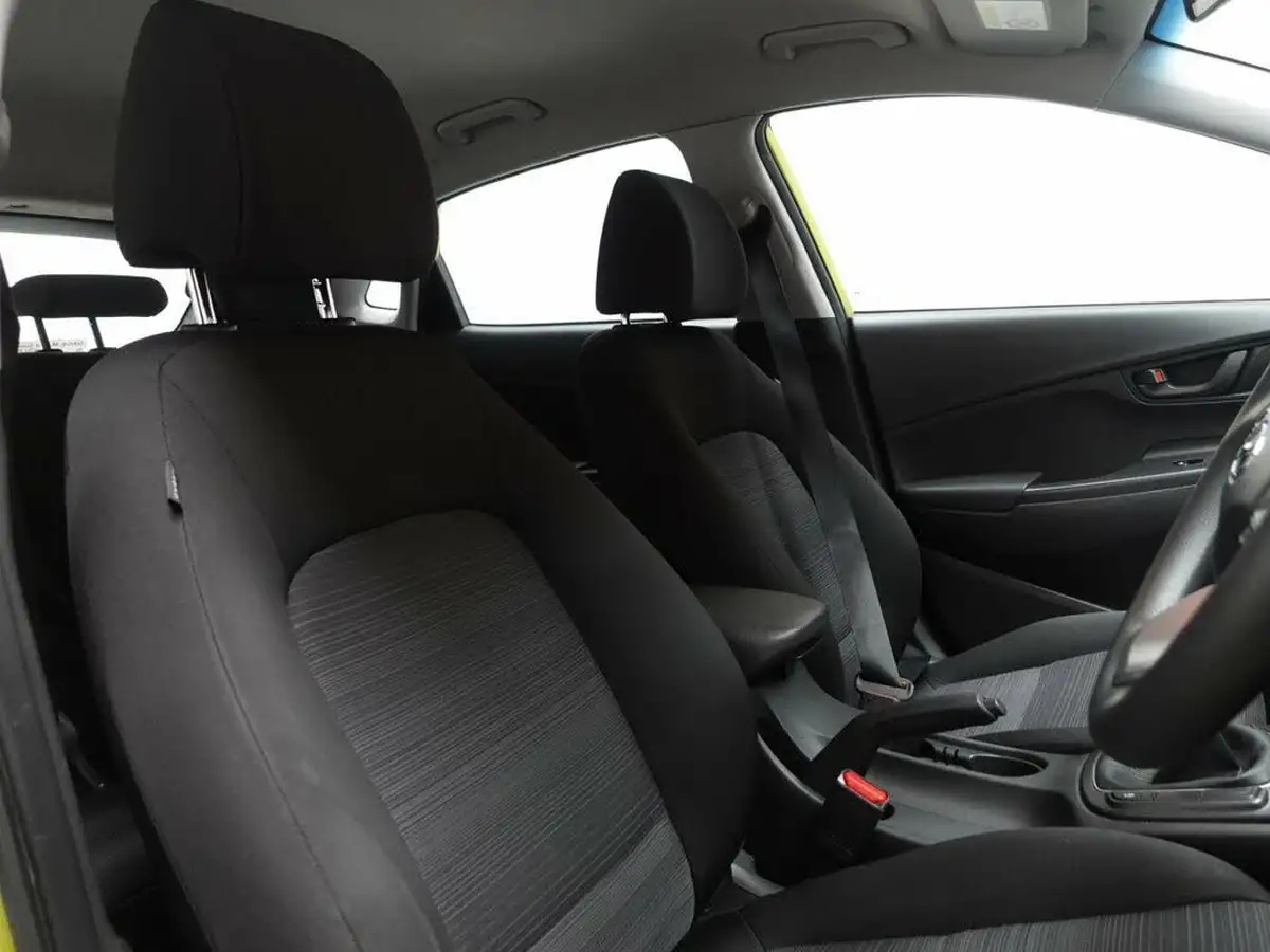 2018-hyundai-kona-10-t-gdi-s-big-1