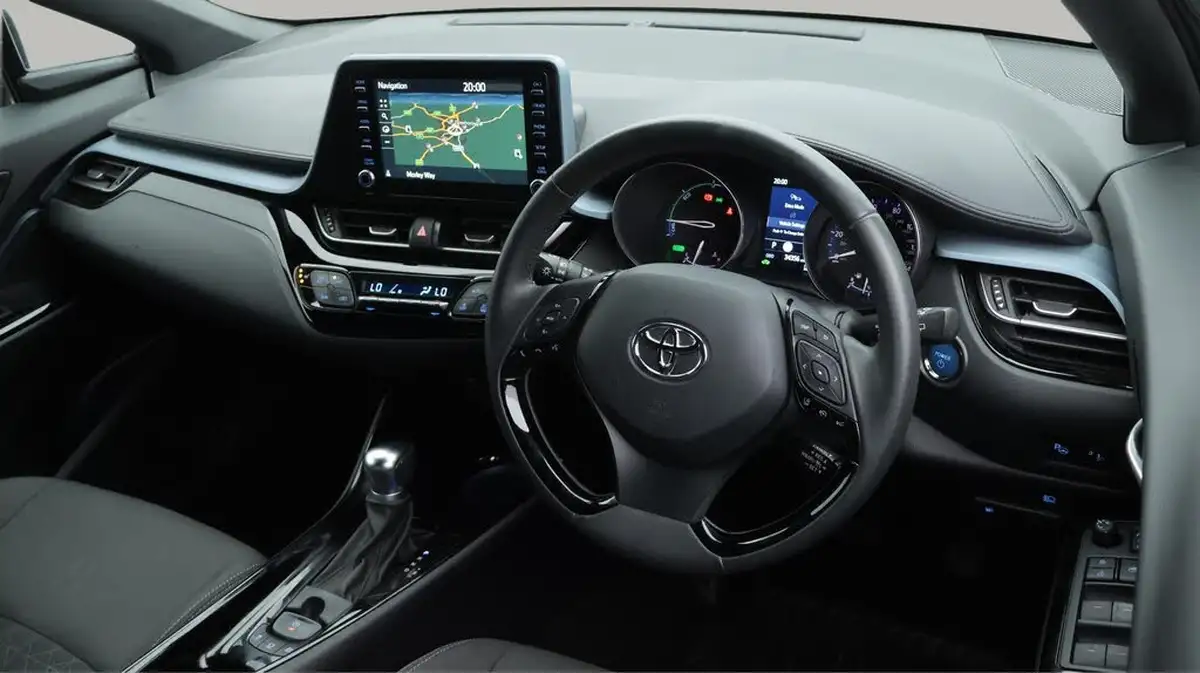 2022-toyota-c-hr-20-vvt-i-design-big-9