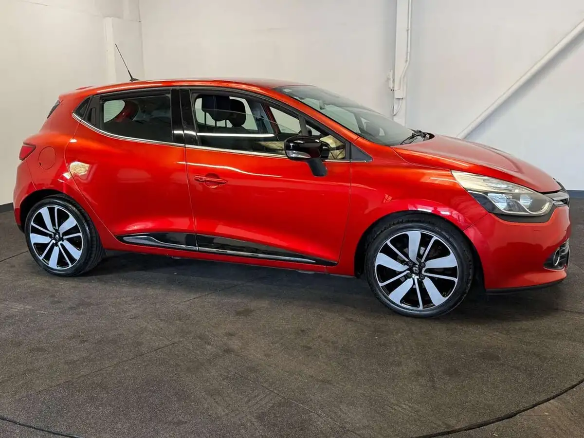 2015-renault-clio-09-dynamique-s-big-5
