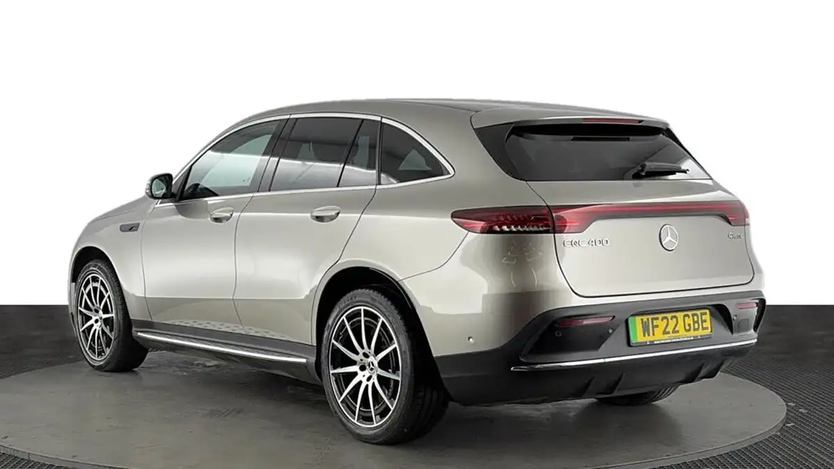 2022-mercedes-benz-eqc-e-eqc-400-amg-line-big-5