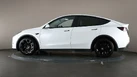 2022-tesla-model-y-e-long-range-small-35