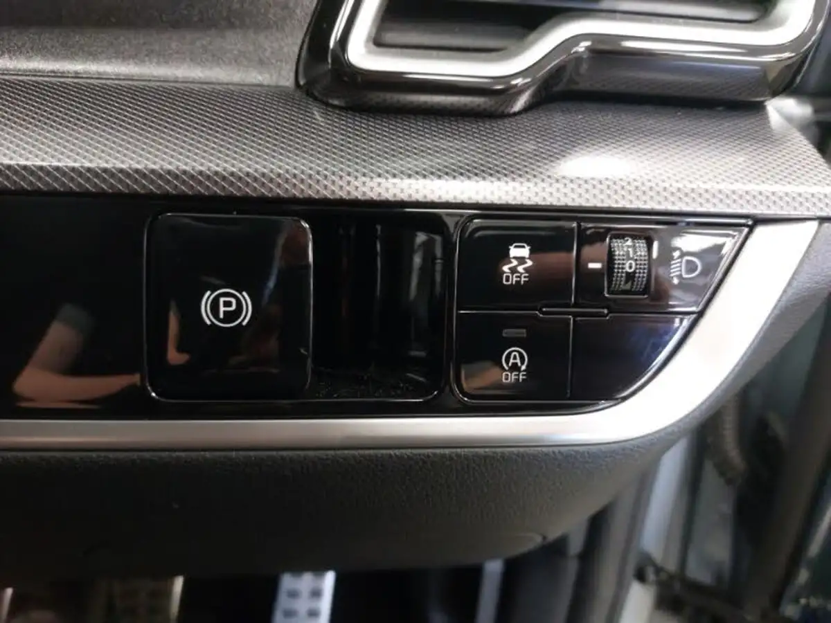 2023-kia-sportage-16-t-gdi-gt-line-148bhp-big-9