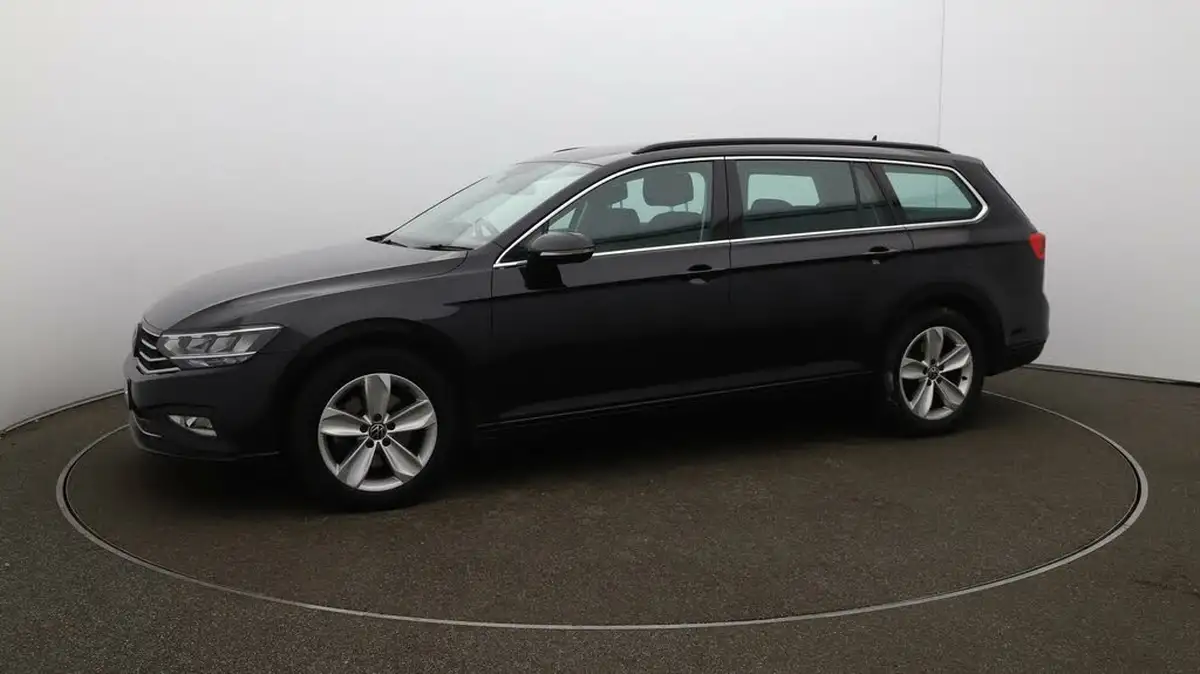 2022-volkswagen-passat-20tdi-se-nav-150ps-estate-5d-big-66