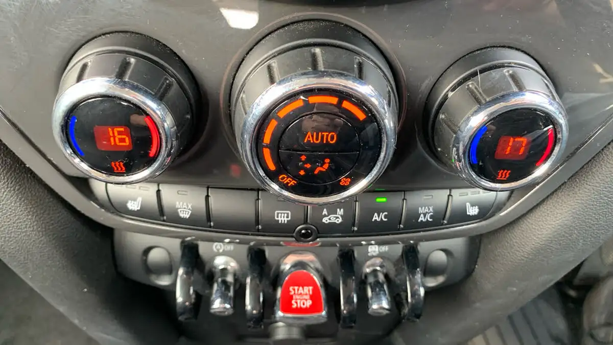 2021-mini-countryman-15-cooper-classic-auto-big-32