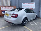 2019-skoda-octavia-20-tsi-vrs-hatchback-dsg-small-6